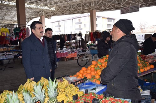 ‘’Halk pazarımızı, şehrimizin Sosyal ve Ekonomik dokusu aynı zamanda hanelerimizin bereket kaynağı olarak görüyoruz’’